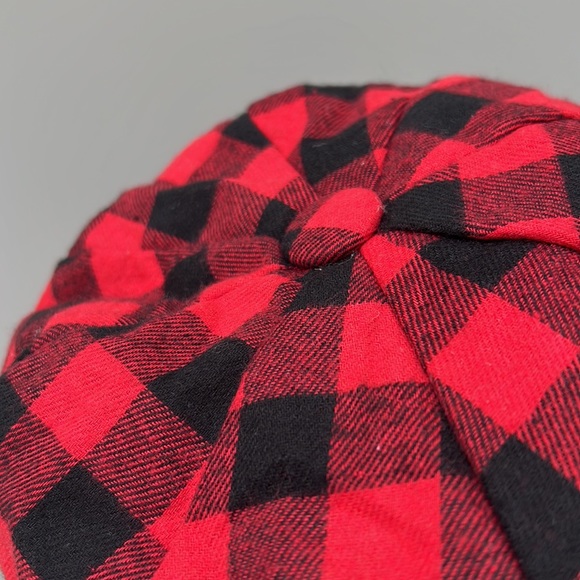 Red Plaid Paperboy Hat - Picture 6 of 11